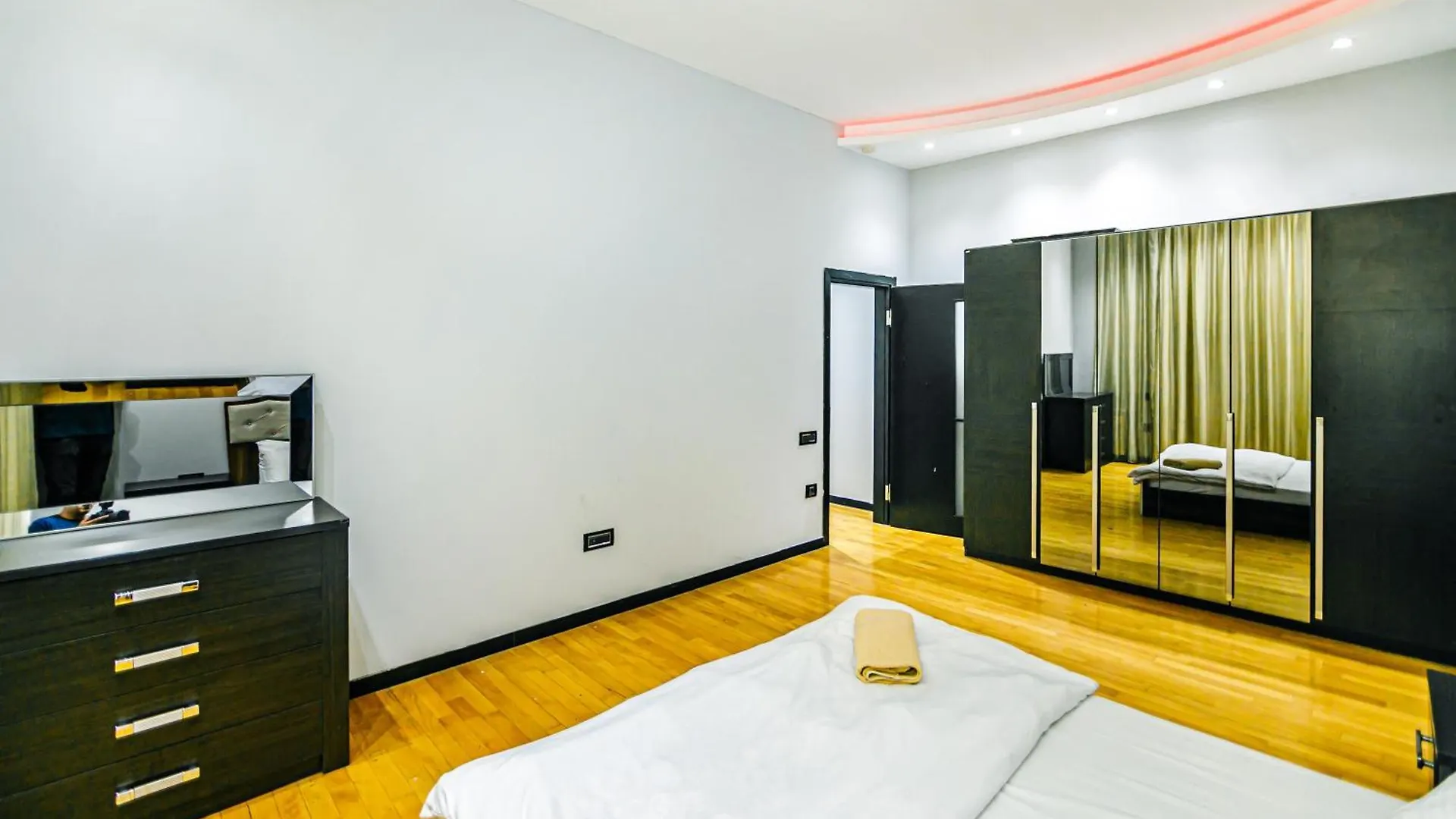 Sea Viw Vip Hotel Apartment Millenium Palace Baku