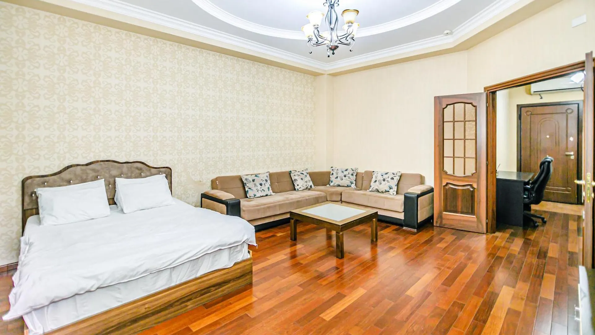 Sea Viw Vip Hotel Apartment Millenium Palace Baku